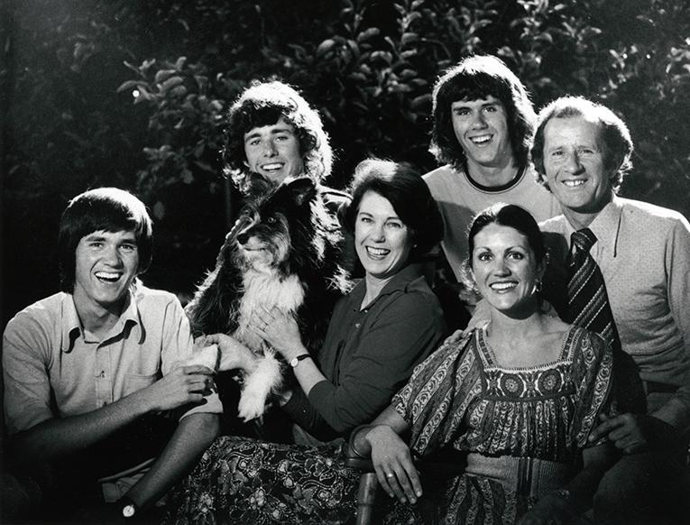 Photographer Eric Arthur with his family SLSA B 74156 