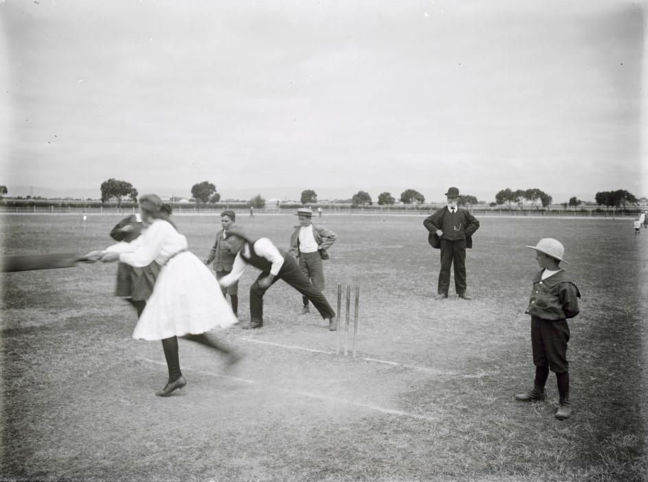 Girls and boys playing cricket-Alberton Oval with girl batting-c1920 to 1926