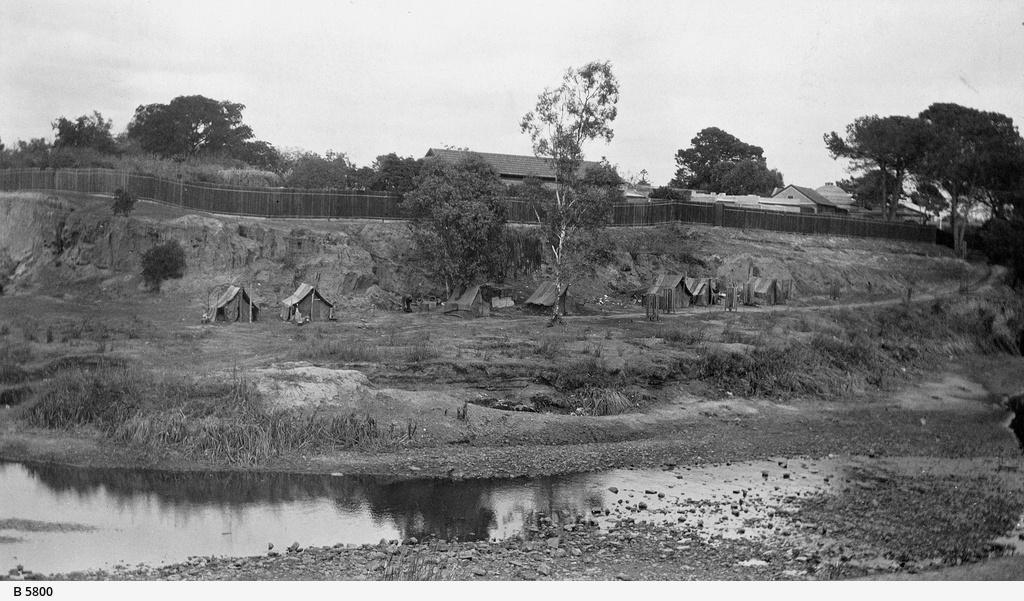 Homeless huts along the Torrens River, 1938. SLSA: B 5800