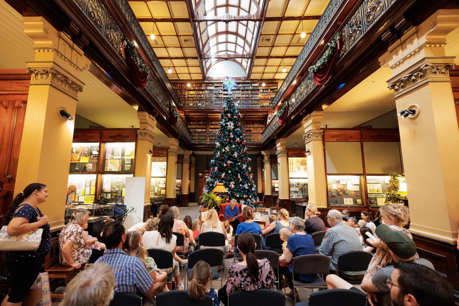 Storytelling Christmas at the Mortlock