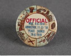 Official Armistice Peace badge 1919 SLSA: SRG 435/19/142