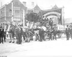 Eight Hour Day procession. SLSA: PRG 280/1/8/432