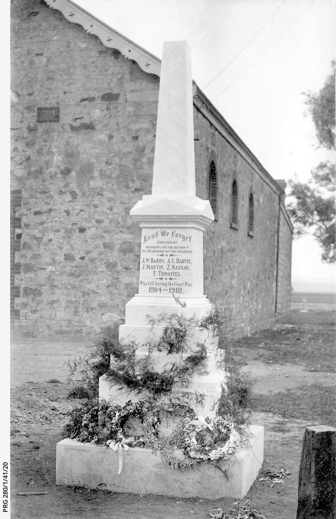 War memorial and wreaths, Appila, SA, 1923